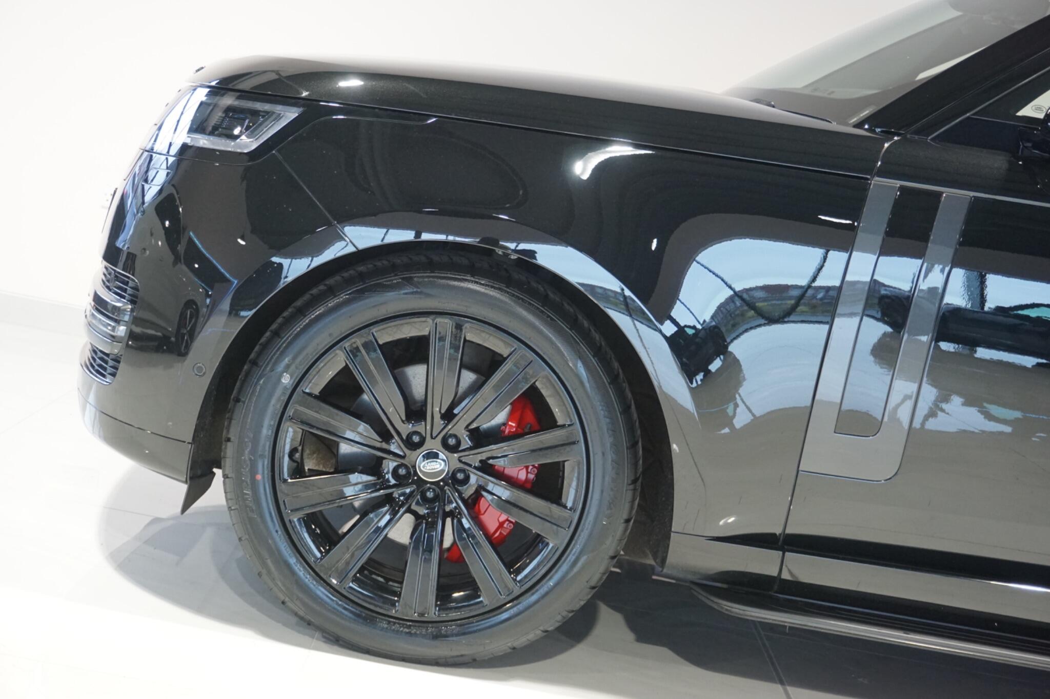 Land Rover Range Rover 3.0 P400 MHEV HSE SUV 5dr Petrol Auto 4WD Euro 6 (s/s) (400 ps)